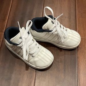 K-Swiss Boys Sneakers- Classic VN  Casual  Sneaker/White  Size 7.5.